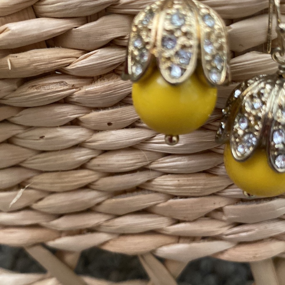 2 set of new dangle earrings - Picture 7 of 9